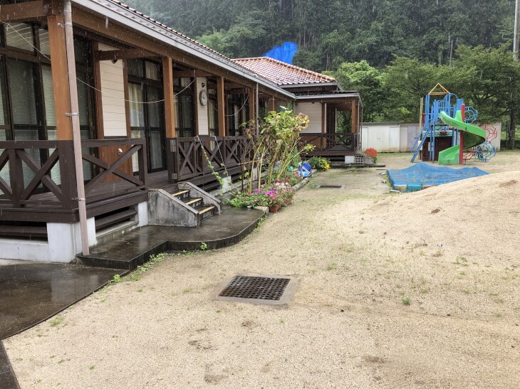 美川小学校とひまわり