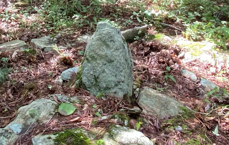 久万高原町大川ほうじが峠の山中に残る戦国の悲劇 ― 捕虜斬首の地